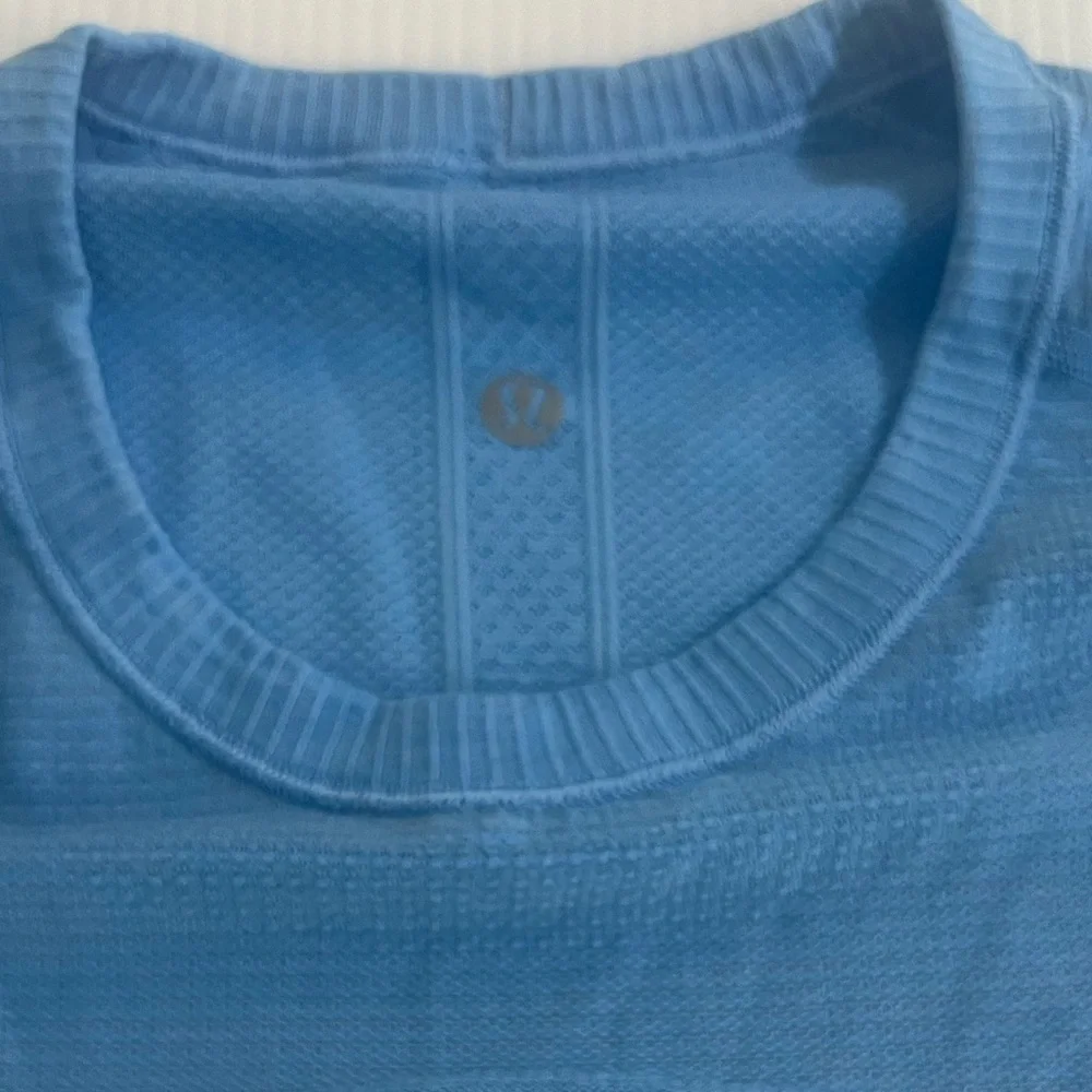 Women’s Lululemon light blue long Sleve